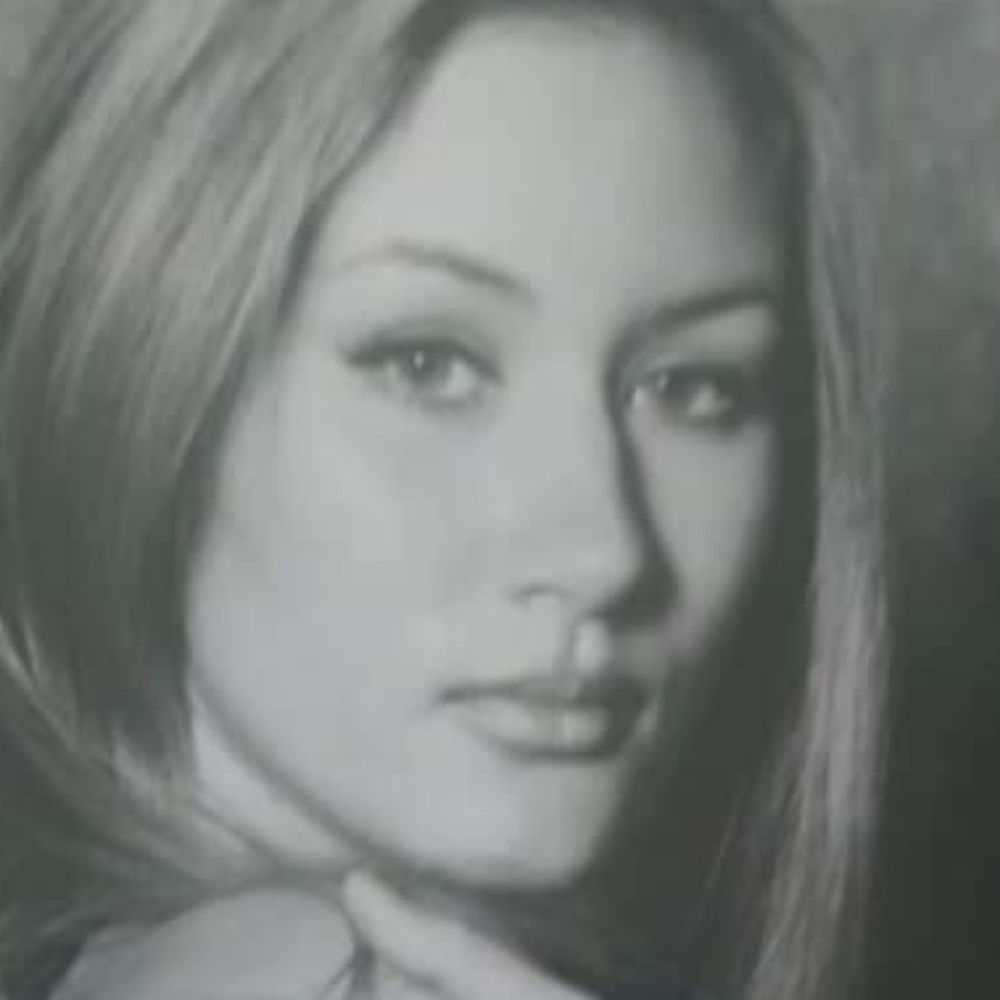 Meet your Posher, Noelle